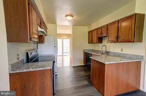 Kitchen - 14417 Jaystone Dr, Silver Spring, MD 20905 photo 1 of 3