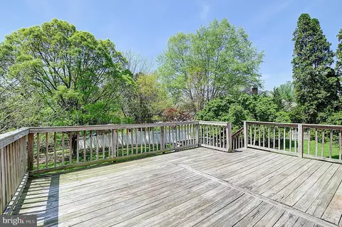 Exterior - 14417 Jaystone Dr, Silver Spring, MD 20905 photo 3 of 5