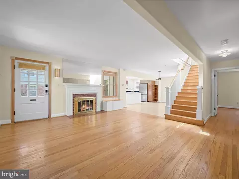 702 Gist Ave, Silver Spring, MD 20910 photo 7