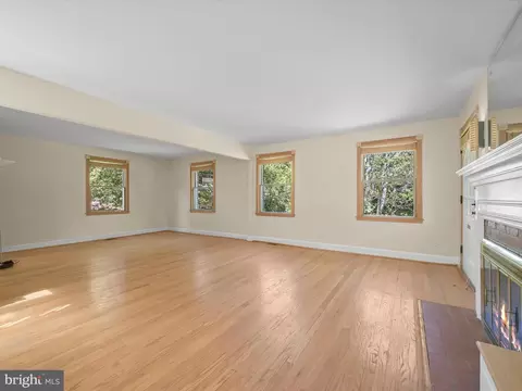 702 Gist Ave, Silver Spring, MD 20910 photo 8