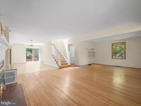702 Gist Ave, Silver Spring, MD 20910 photo 9