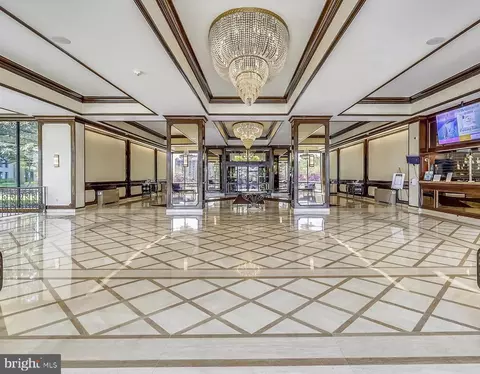 5225 Pooks Hill Rd #1325N, Bethesda, MD 20814