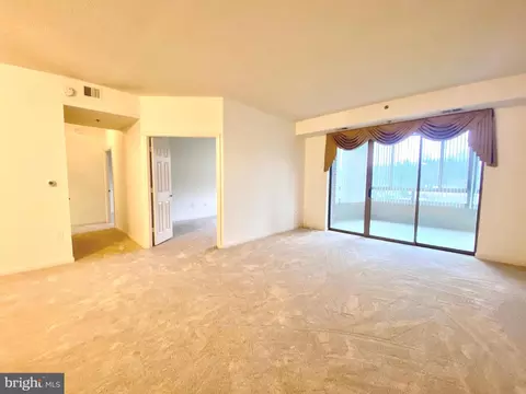 3200 N Leisure World Blvd #115, Silver Spring, MD 20906