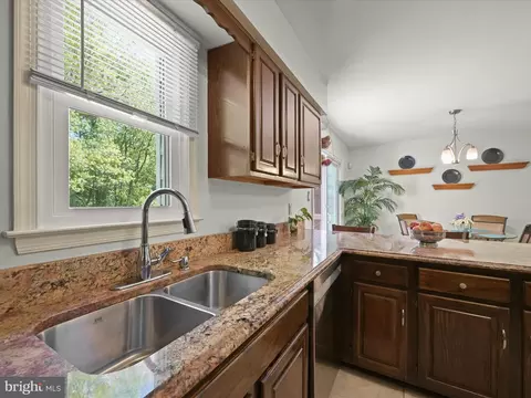 1503 Ivystone Ct, Silver Spring, MD 20904 photo 16