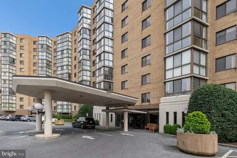 3310 N Leisure World Blvd #1019, Silver Spring, MD 20906