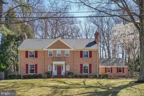 7514 Arrowood Rd, Bethesda, MD 20817