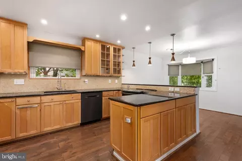 1822 Tilton Dr, Silver Spring, MD 20902 photo 20
