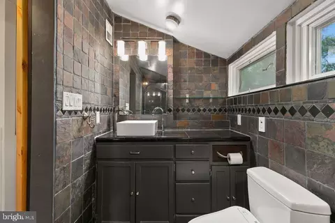 1822 Tilton Dr, Silver Spring, MD 20902 photo 39