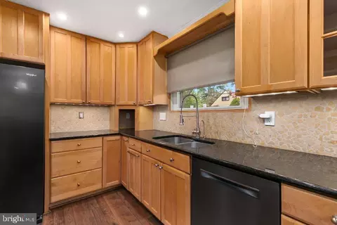1822 Tilton Dr, Silver Spring, MD 20902 photo 23