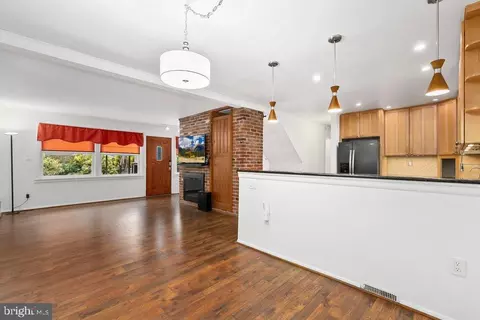 1822 Tilton Dr, Silver Spring, MD 20902 photo 17