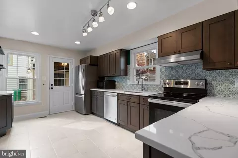 Kitchen - 2 Oxley Square Rd, Gaithersburg, MD 20877 photo 1 of 3