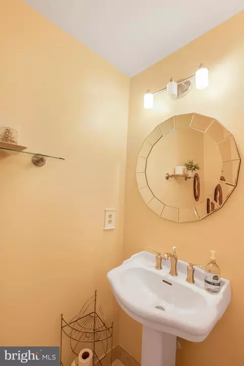 3008 Mozart Dr, Silver Spring, MD 20904 photo 11