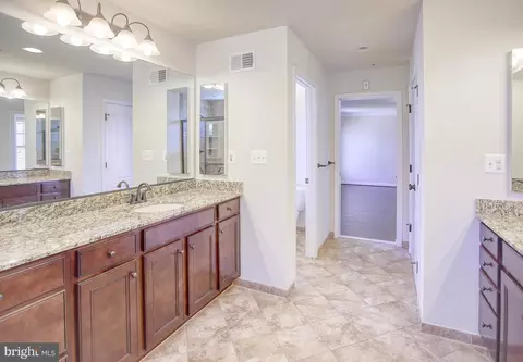 Entry Way - 13501 Moonlight Trail Dr, Silver Spring, MD 20906 photo 12 of 17