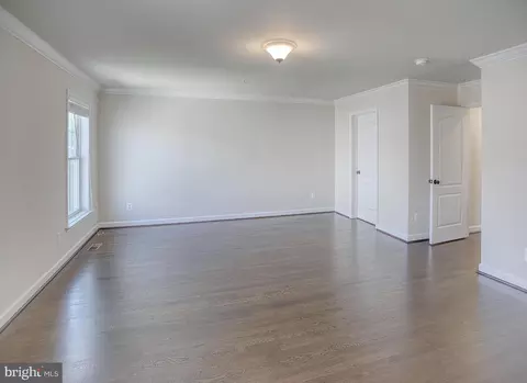 Living - 13501 Moonlight Trail Dr, Silver Spring, MD 20906 photo 5 of 5