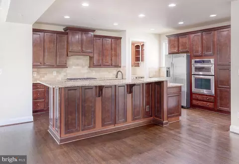 Kitchen - 13501 Moonlight Trail Dr, Silver Spring, MD 20906 photo 3 of 5