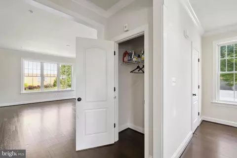 Entry Way - 13501 Moonlight Trail Dr, Silver Spring, MD 20906 photo 2 of 17