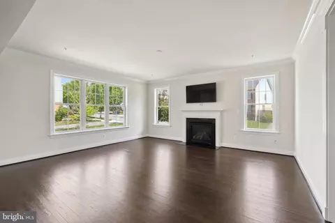 Living - 13501 Moonlight Trail Dr, Silver Spring, MD 20906 photo 1 of 5