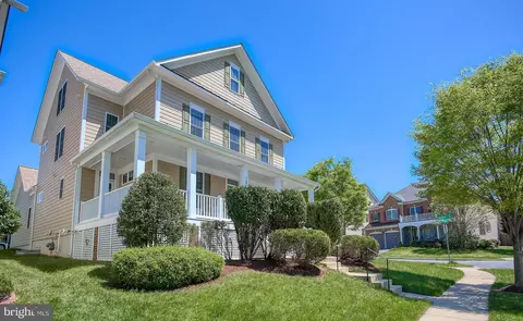 Exterior - 13501 Moonlight Trail Dr, Silver Spring, MD 20906 photo 3 of 11