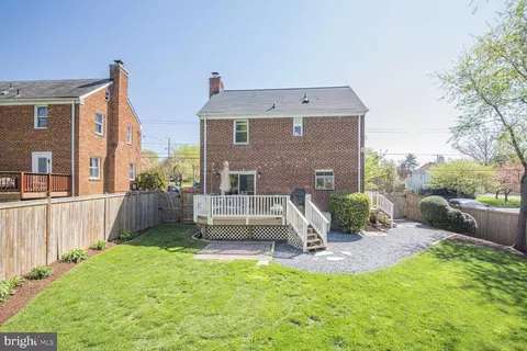 Exterior - 10002 Reddick Dr, Silver Spring, MD 20901 photo 10 of 13