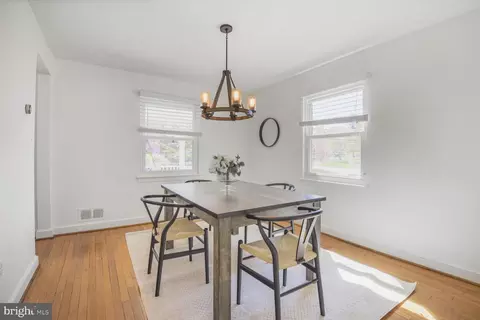 Dining - 10002 Reddick Dr, Silver Spring, MD 20901 photo 2 of 2