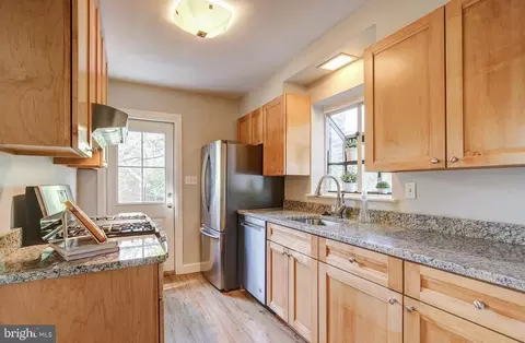 Kitchen - 10002 Reddick Dr, Silver Spring, MD 20901 photo 1 of 2