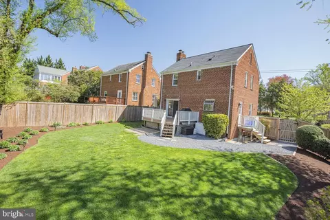 Exterior - 10002 Reddick Dr, Silver Spring, MD 20901 photo 11 of 13