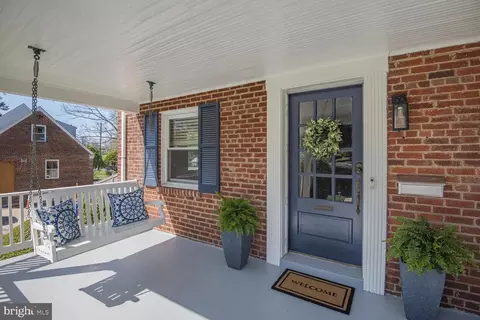 Exterior - 10002 Reddick Dr, Silver Spring, MD 20901 photo 4 of 13