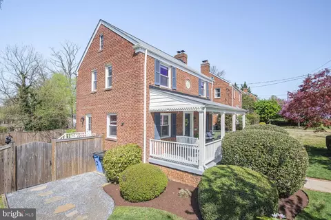 Exterior - 10002 Reddick Dr, Silver Spring, MD 20901 photo 12 of 13