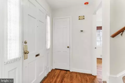 1529 Red Oak Dr, Silver Spring, MD 20910 photo 4