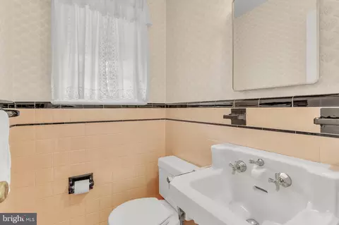 1529 Red Oak Dr, Silver Spring, MD 20910 photo 17