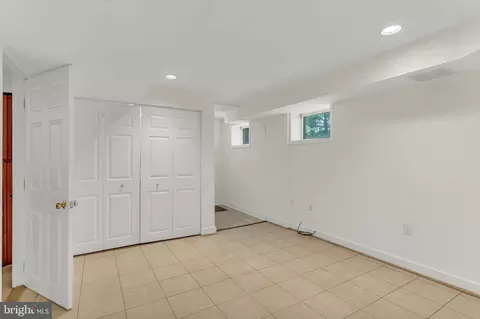 1529 Red Oak Dr, Silver Spring, MD 20910 photo 29
