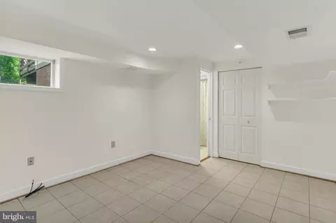 1529 Red Oak Dr, Silver Spring, MD 20910 photo 28