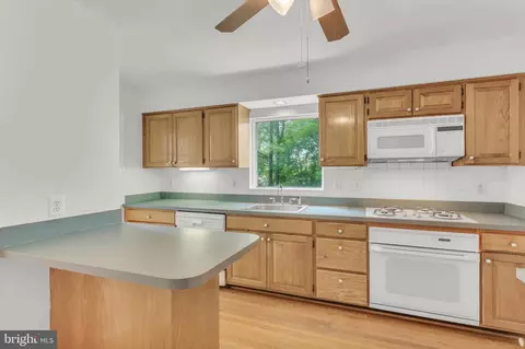 1529 Red Oak Dr, Silver Spring, MD 20910 photo 13