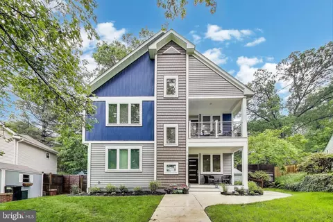 4008 Halsey Ct, Kensington, MD 20895