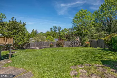 Exterior - 13208 Rippling Brook Dr, Silver Spring, MD 20906 photo 12 of 14