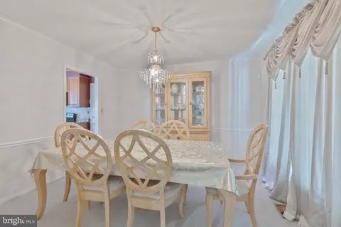 Dining - 13208 Rippling Brook Dr, Silver Spring, MD 20906 photo 2 of 2
