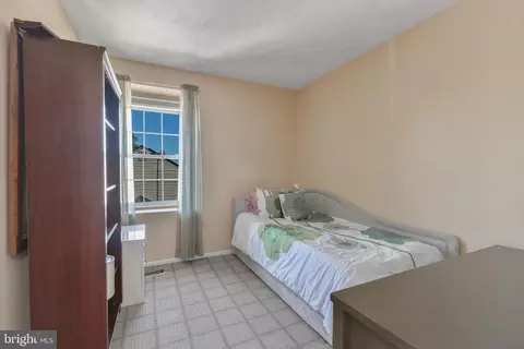 Bedroom - 13208 Rippling Brook Dr, Silver Spring, MD 20906 photo 1 of 7