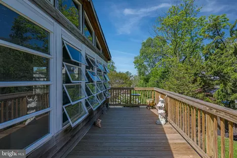 Exterior - 13208 Rippling Brook Dr, Silver Spring, MD 20906 photo 7 of 14