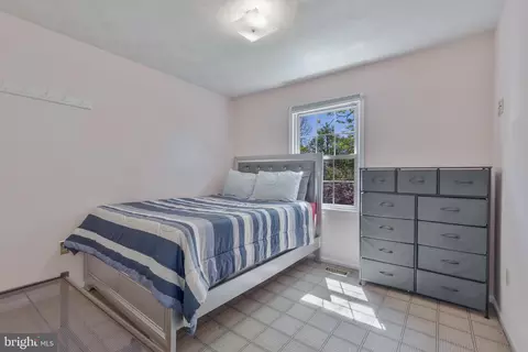 Bedroom - 13208 Rippling Brook Dr, Silver Spring, MD 20906 photo 2 of 7