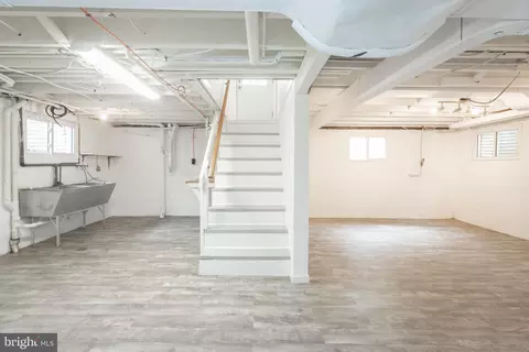 Entry Way - 2016 Lansdowne Way, Silver Spring, MD 20910 photo 3 of 3