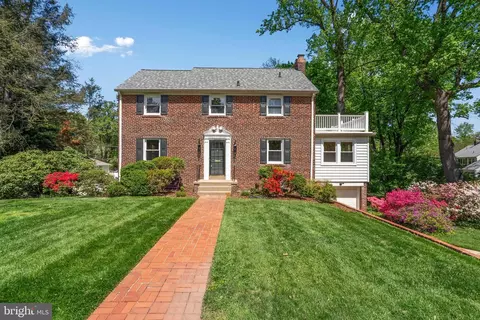 9220 Kingsbury Dr, Silver Spring, MD 20910