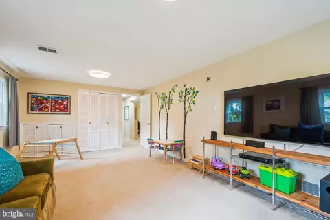 2409 Hayden Dr, Silver Spring, MD 20902 photo 22