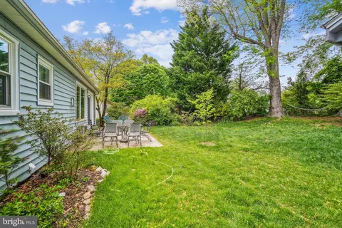 2409 Hayden Dr, Silver Spring, MD 20902 photo 30