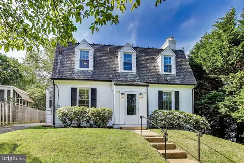 2 Alden Ln, Chevy Chase, MD 20815
