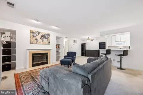 13702 Modrad Way #8-B-21, Silver Spring, MD 20904 photo 2