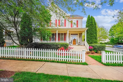 12132 Cypress Spring Rd, Clarksburg, MD 20871