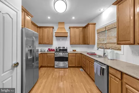 1010 Hollywood Ave, Silver Spring, MD 20904 photo 4