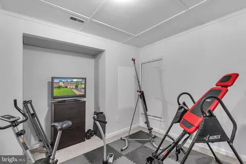 1010 Hollywood Ave, Silver Spring, MD 20904 photo 23