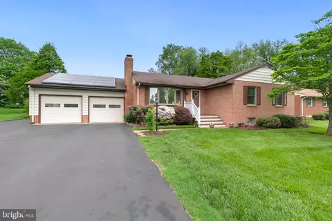 21612 2nd St, Gaithersburg, MD 20882