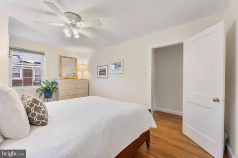Bedroom - 407 Deerfield Ave, Silver Spring, MD 20910 photo 5 of 13